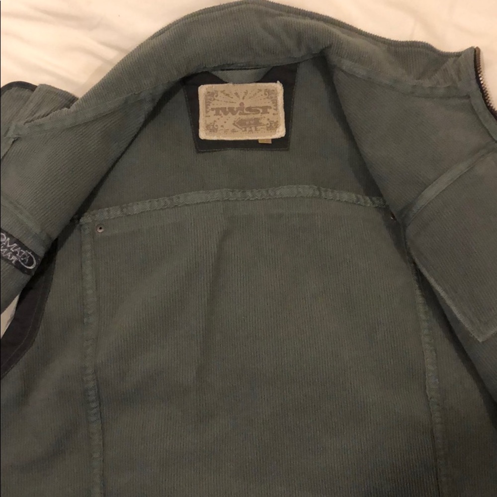 Catamount Ranch & Club zip vest - Picture 3 of 7